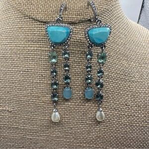 Chloe + Isabel Turquoise and Silver Dangle Earrings
B1